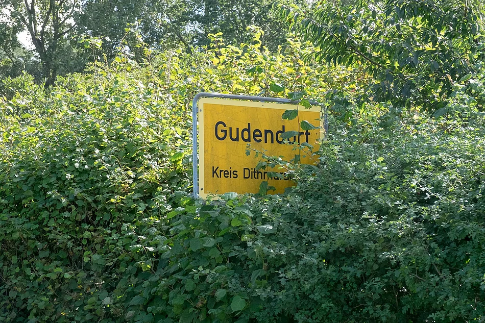 Ortsschild Gudendorf